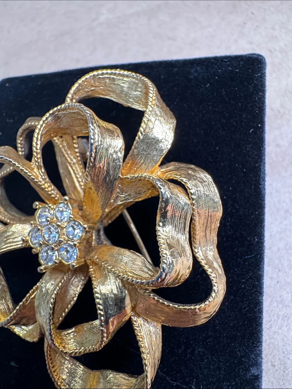 Gold Vintage Flower Brooch with  Crystal Gem Center - Women Jewelry